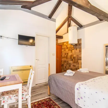 Giovanna Boutique & Pool Guest house Pula