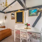 Giovanna Boutique & Pool Vendégház 3*
