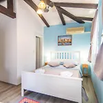 Giovanna Boutique & Pool 3*