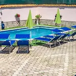Giovanna Boutique & Pool Vendégház