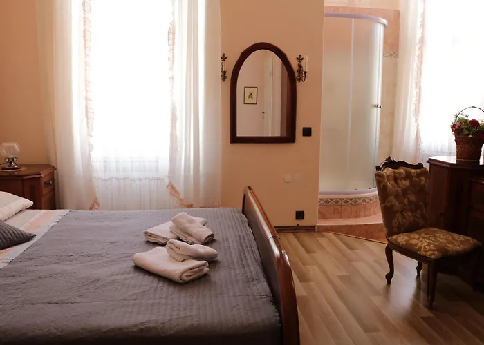 Giovanna Boutique & Pool * Πούλα